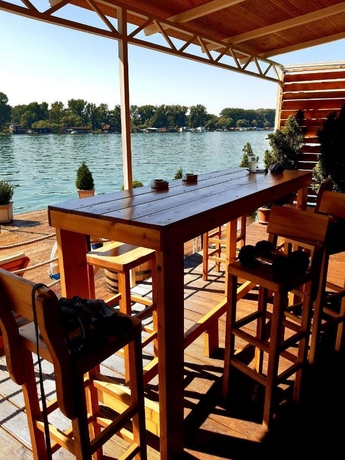 Houseboat Ada Bridge / Splav Most Na Adi Beograd Bagian luar foto