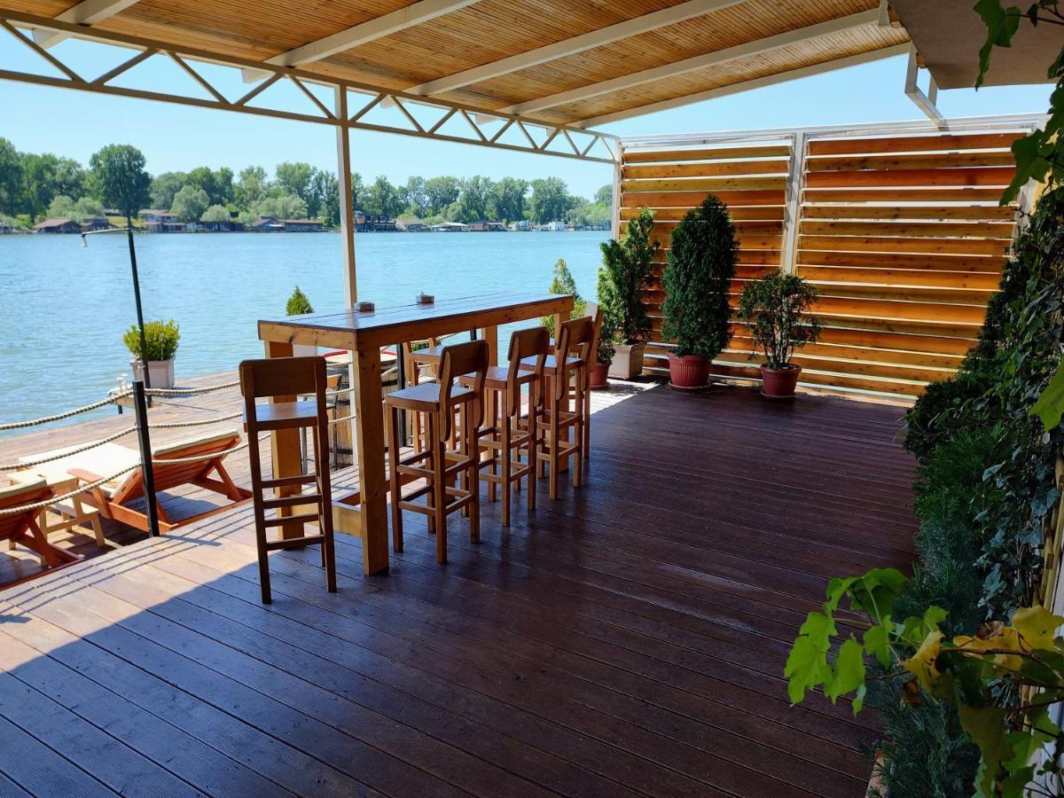 Houseboat Ada Bridge / Splav Most Na Adi Beograd Bagian luar foto